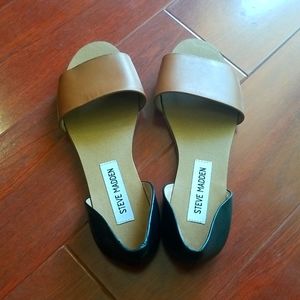 NWOT Steve Madden black and brown sandals